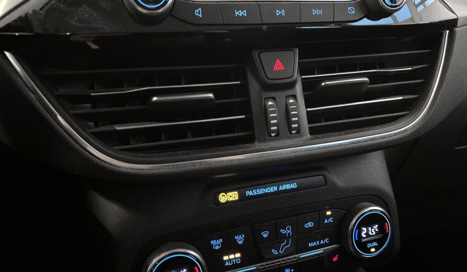 Ford Kuga 2,5 PHEV Titanium CVT 5d