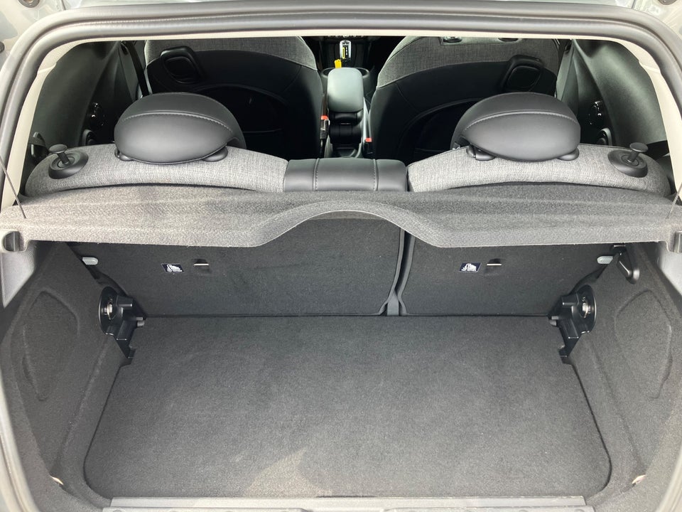 MINI Cooper SE Edition Premium Plus 3d
