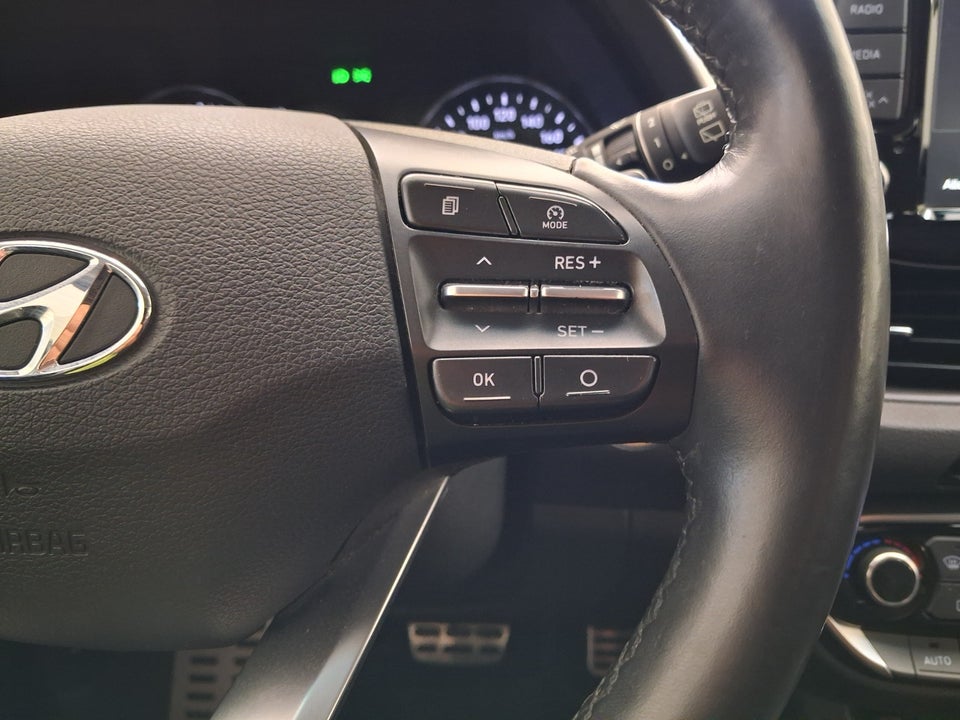 Hyundai i30 1,4 T-GDi Premium stc. DCT 5d
