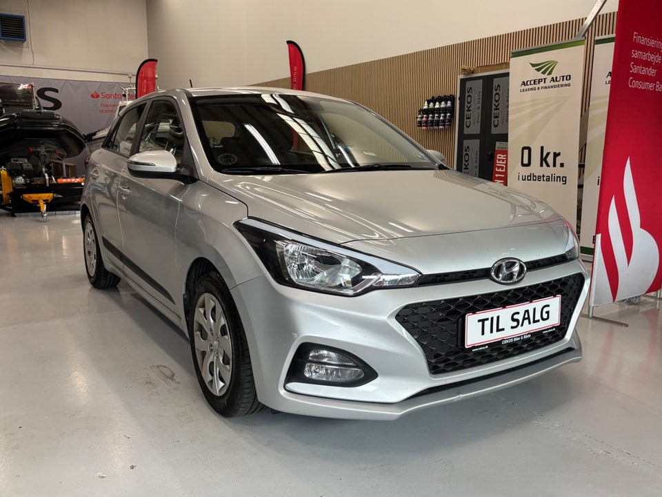 Hyundai i20 1,0 T-GDi Essential DCT 5d