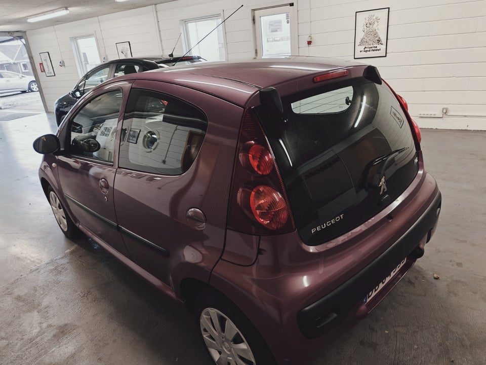 Peugeot 107 1,0 Trendy 5d