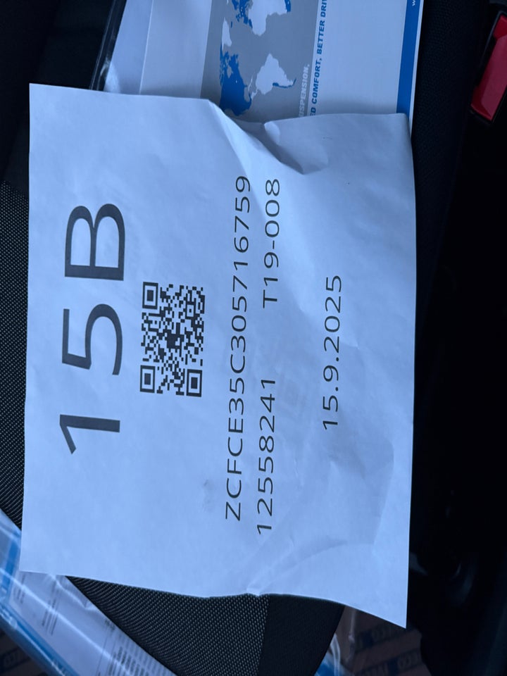 Iveco Daily 3,0 35S18 4100mm Box m/lift AG8