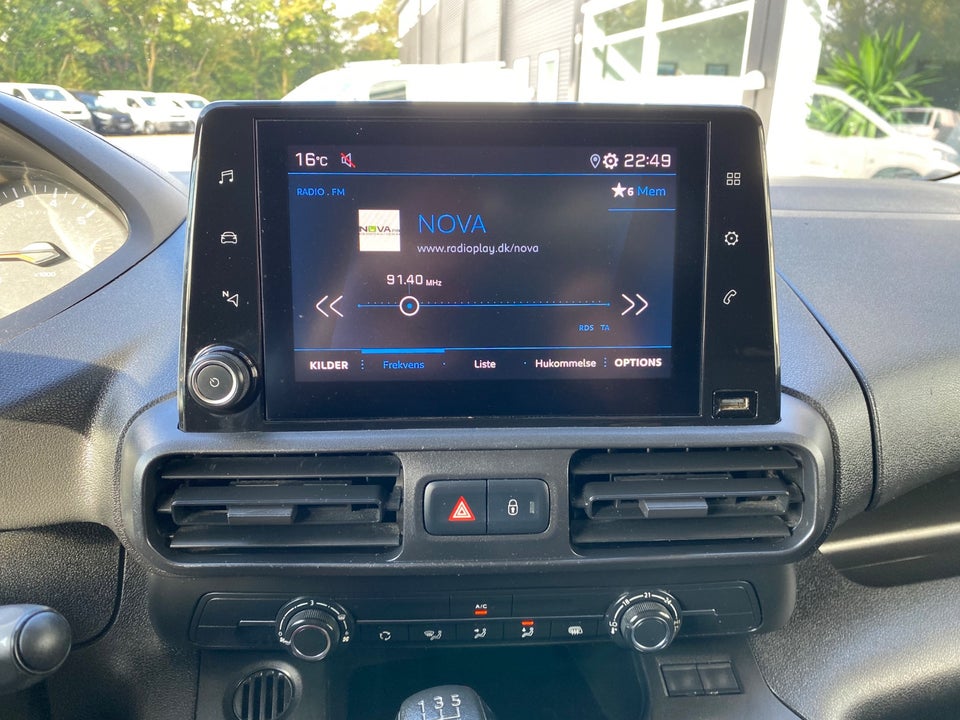 Peugeot Partner 1,5 BlueHDi 100 L2V2 Grip Van