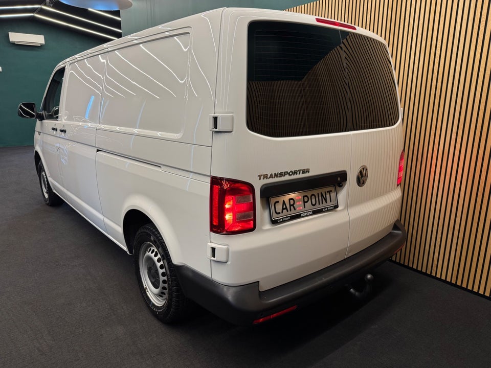 VW Transporter 2,0 TDi 150 Kassevogn DSG lang