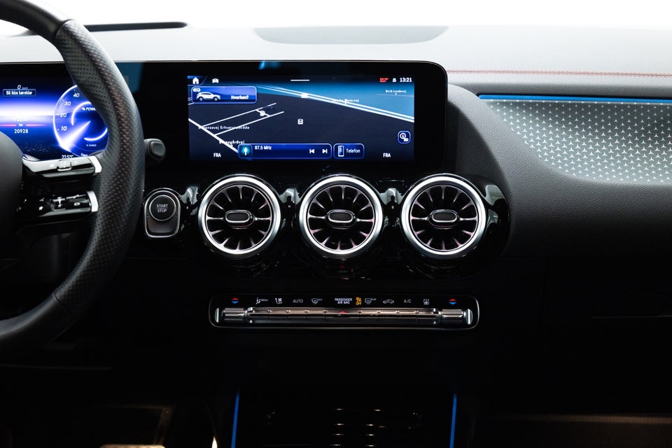 Mercedes EQA350 AMG Premium 4Matic 5d