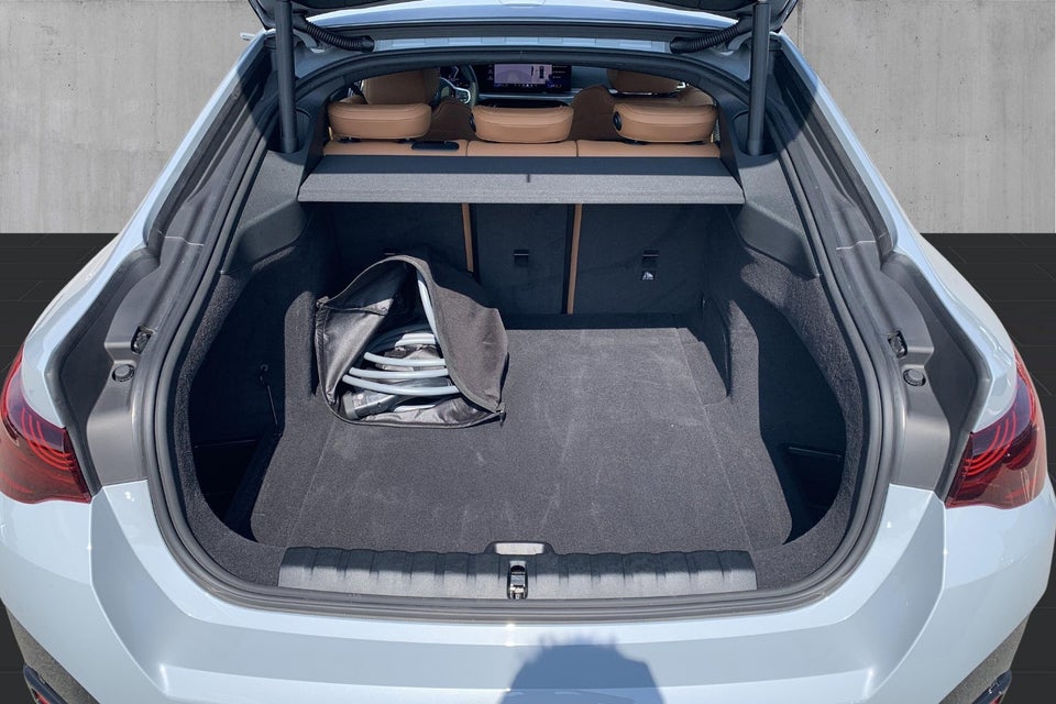 BMW i4 eDrive40 Fully Charged 5d