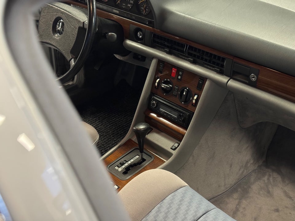 Mercedes 420 SE 4,2  4d