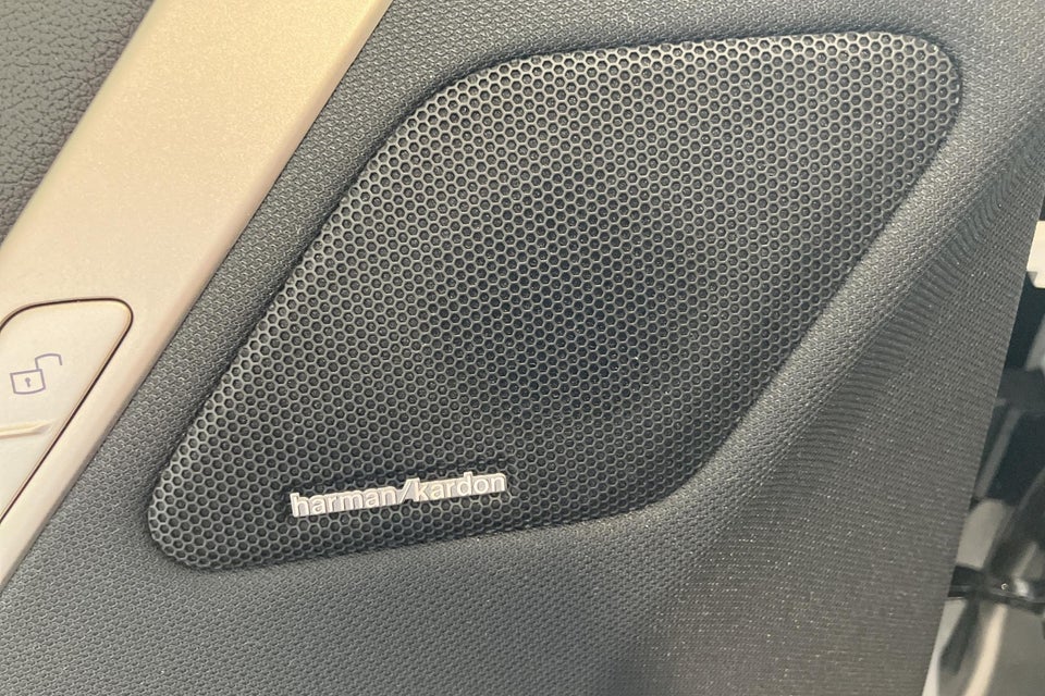 BMW iX xDrive40 Supercharged 5d