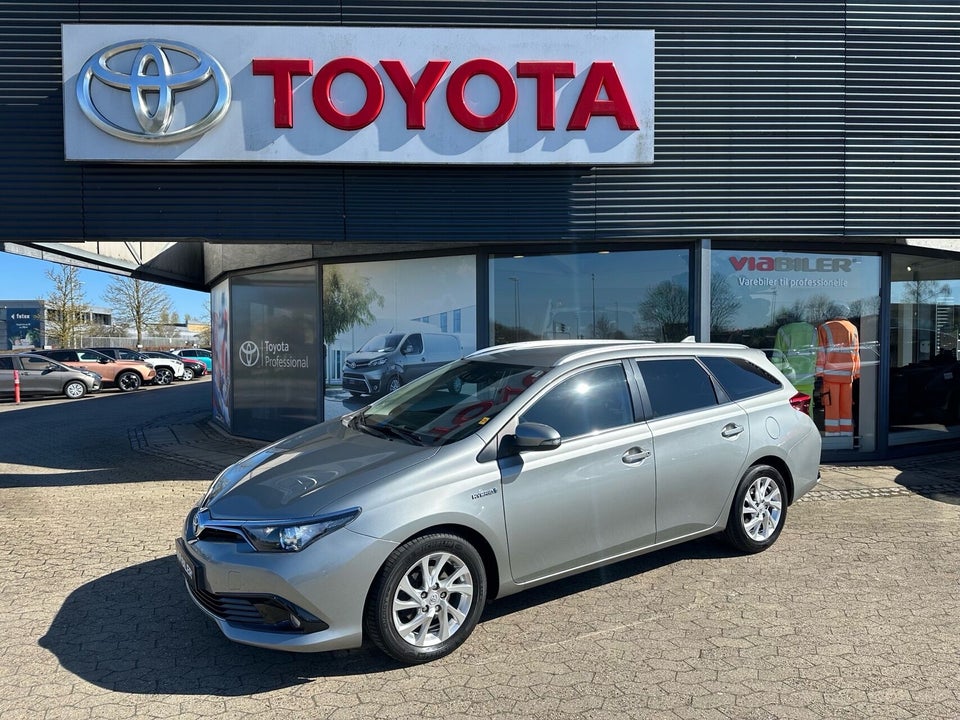 Toyota Auris 1,8 Hybrid H2 Comfort Touring Sports CVT 5d