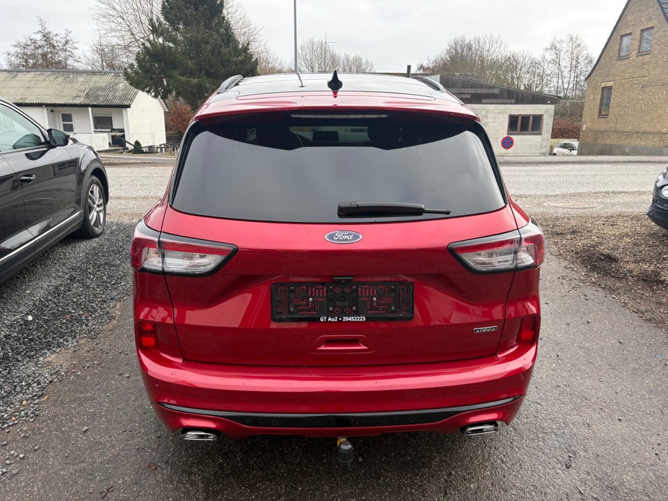 Ford Kuga 2,5 HEV ST-Line X CVT 5d