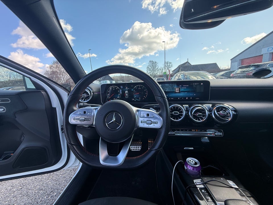 Mercedes A200 1,3 AMG Line aut. 5d