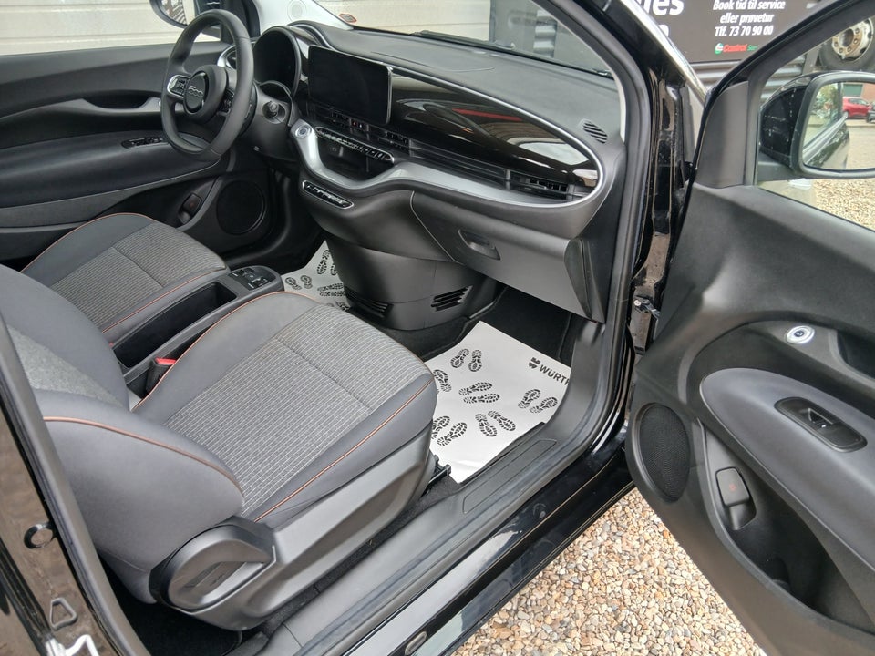 Fiat 500e 42 Icon 3+1 4d