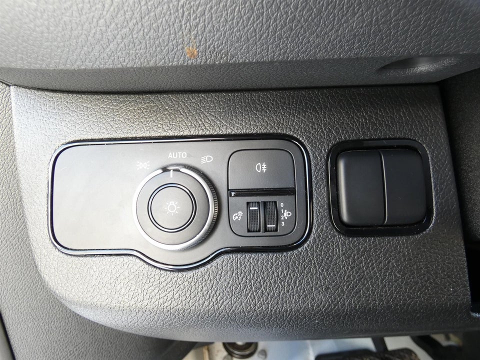 Mercedes Sprinter 317 2,0 CDi A3 Chassis aut. RWD 2d