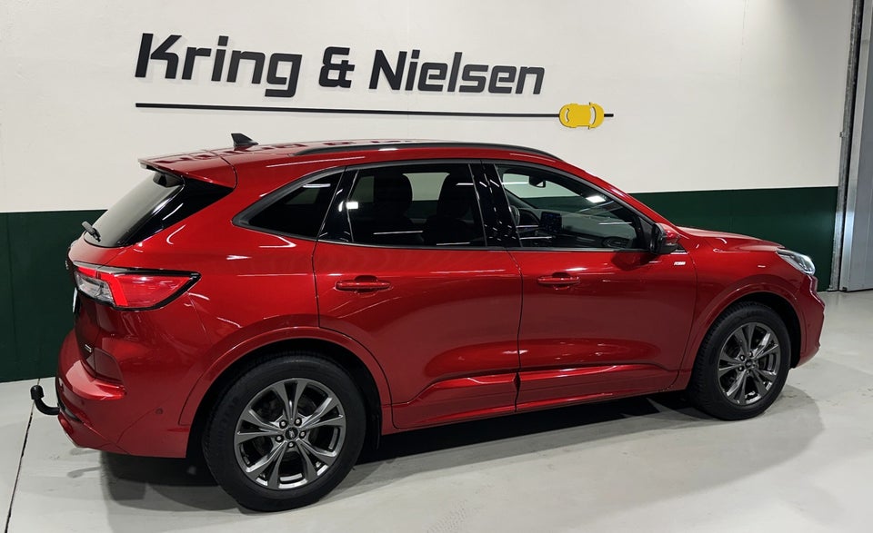 Ford Kuga 2,5 PHEV ST-Line X CVT 5d