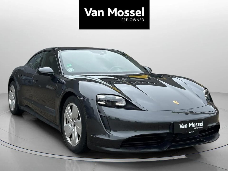 Porsche Taycan 4d