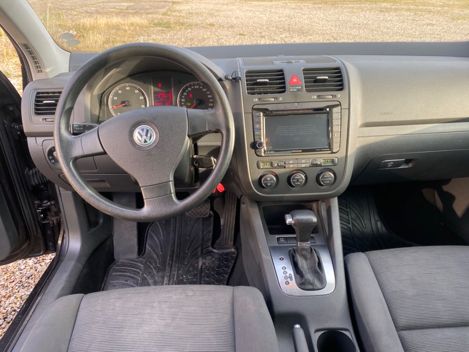 VW Golf V 1,4 TSi 140 Trendline DSG 5d