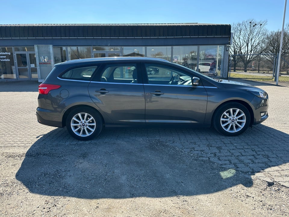 Ford Focus 1,0 SCTi 125 Titanium 5d
