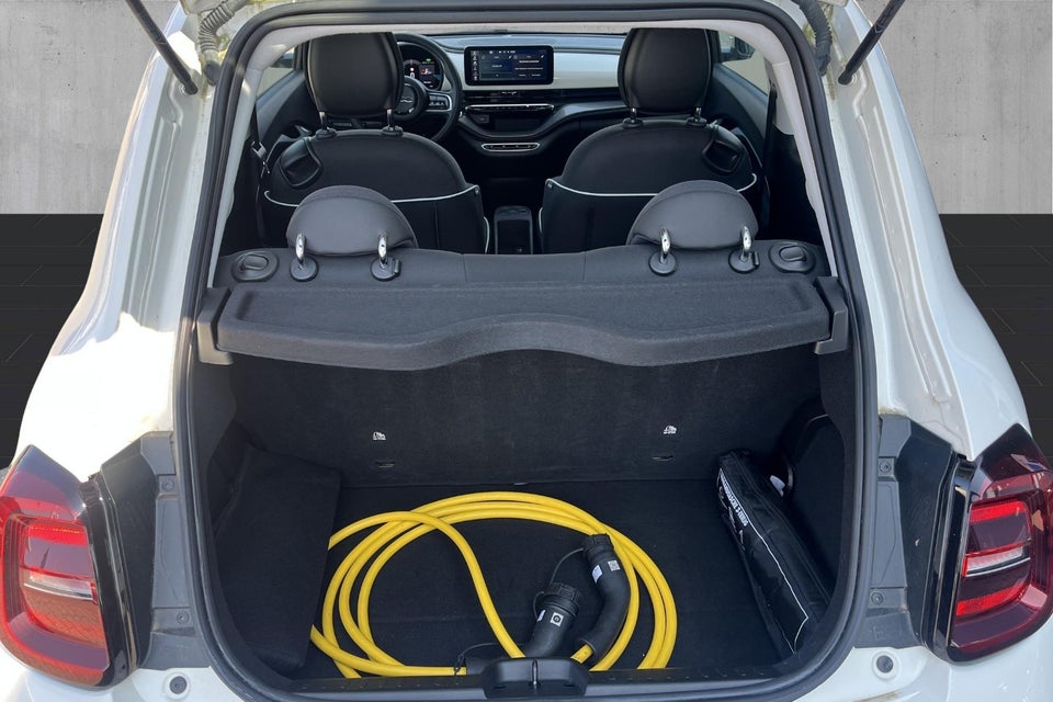 Fiat 500e 42 Icon 3d