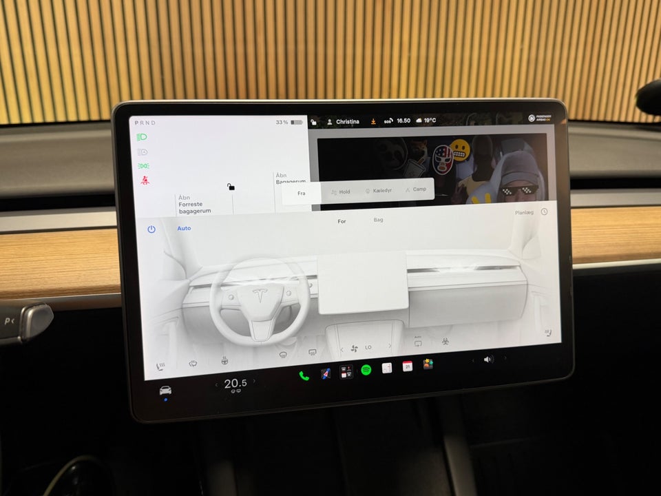 Tesla Model Y Long Range AWD 5d
