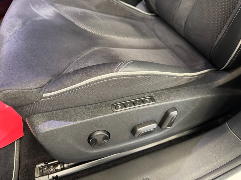 Skoda Enyaq 85x iV Sportline Maxx 5d