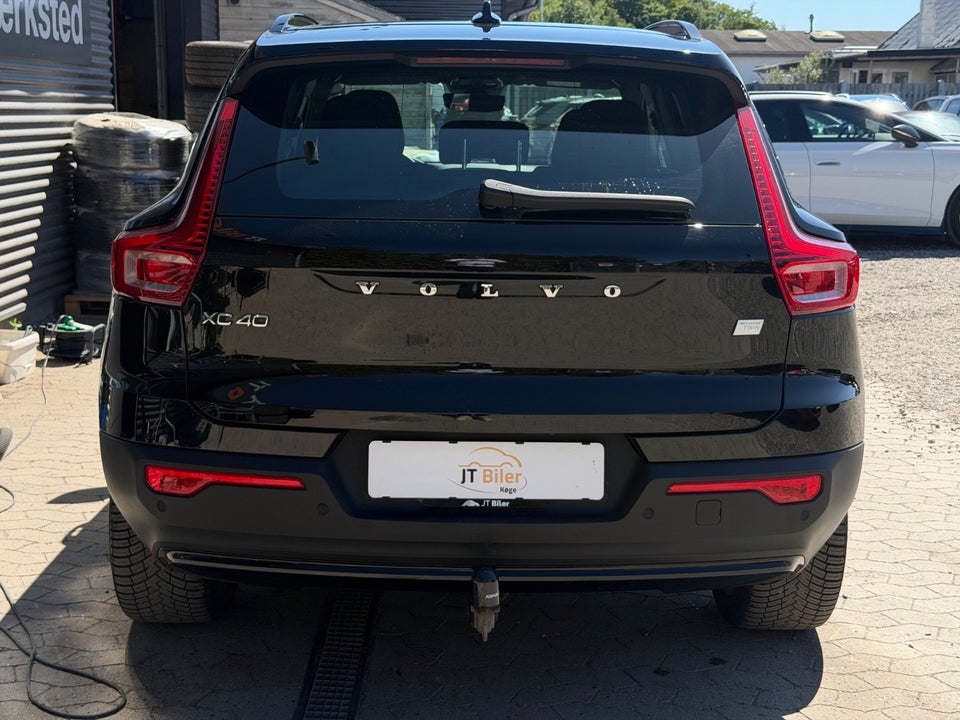 Volvo XC40 ReCharge Twin Plus 5d