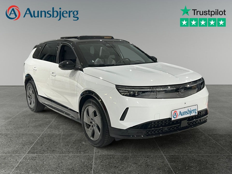 Opel Grandland-e 73 GS Sky 5d