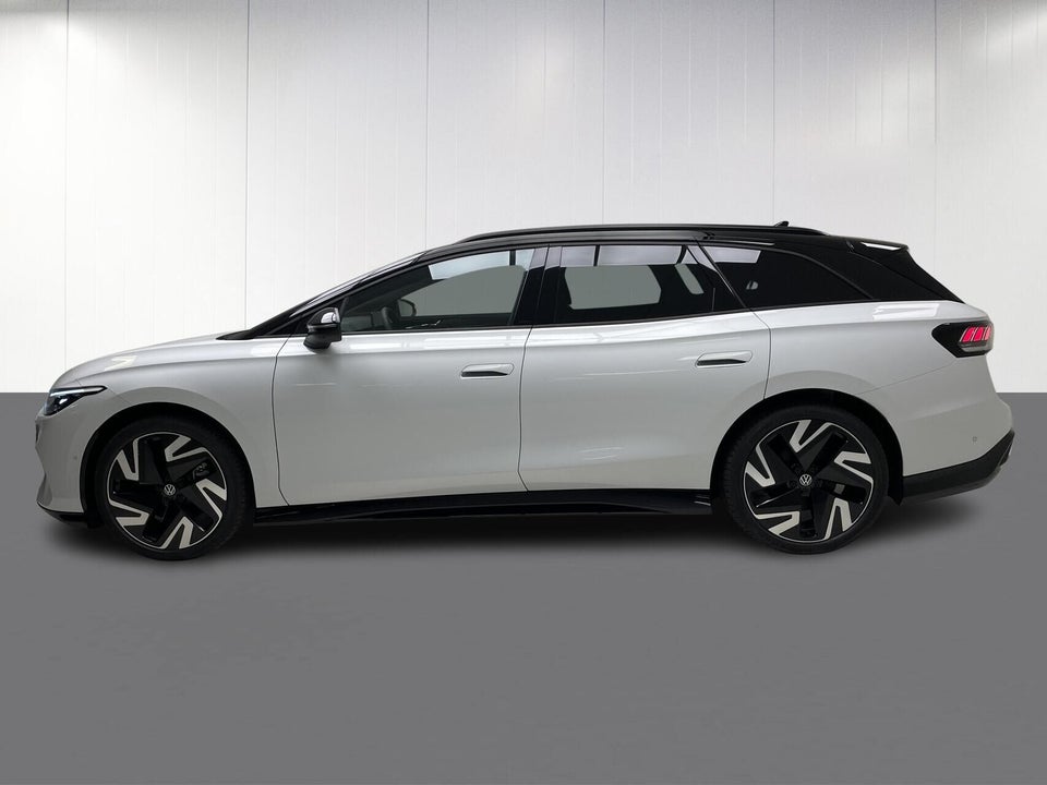 VW ID.7 86 Style S Tourer 5d