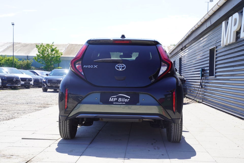 Toyota Aygo X 1,0 Air Envy s-CVT 5d