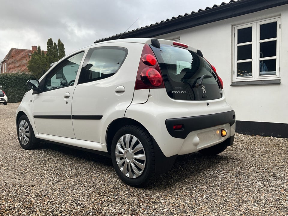 Peugeot 107 1,0 Active 5d