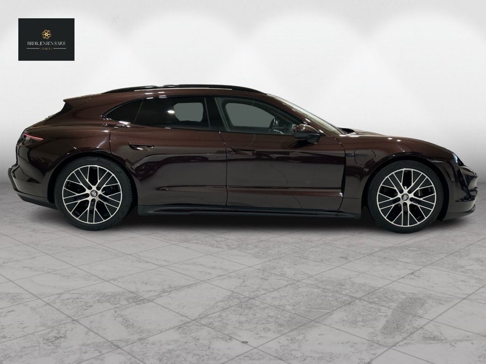 Porsche Taycan Performance+ Sport Turismo 5d