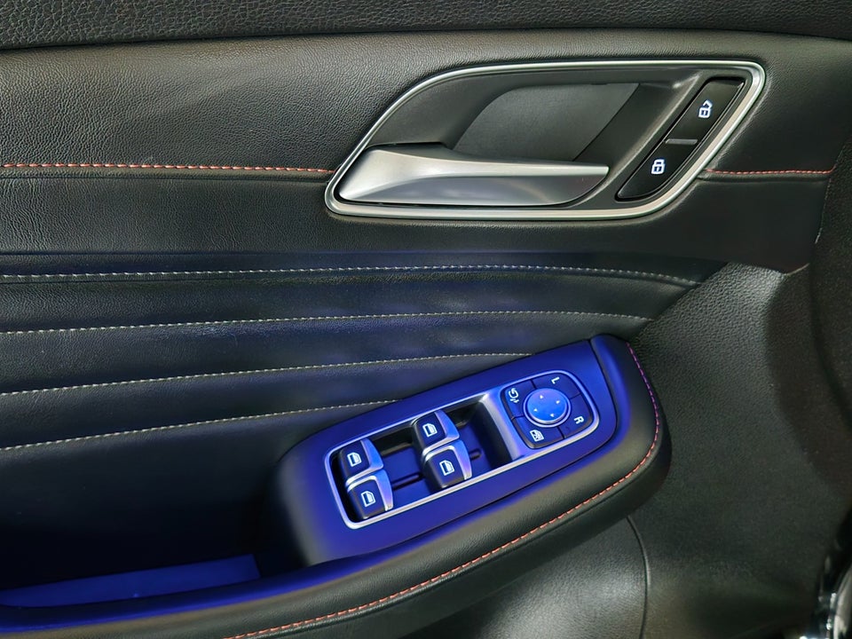 MG EHS 1,5 PHEV Luxury 5d