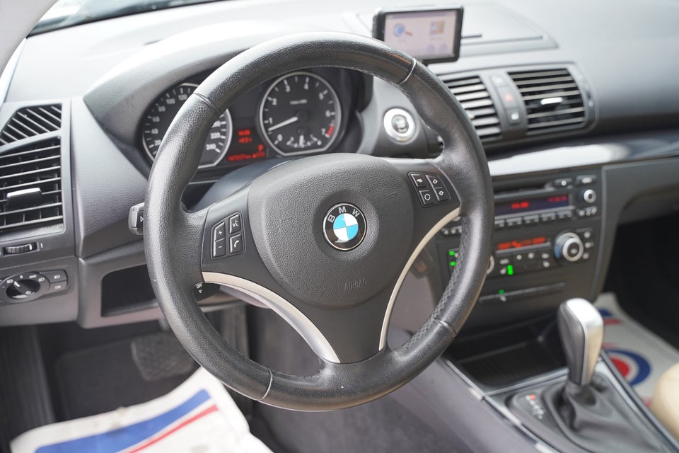 BMW 118i 2,0 aut. 3d