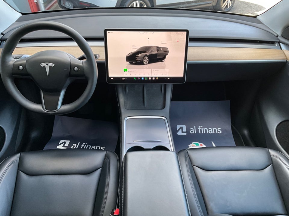 Tesla Model Y Long Range AWD 5d
