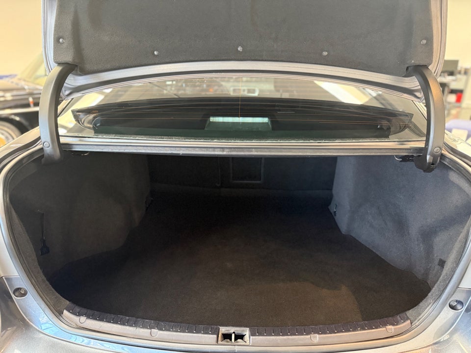 Toyota Avensis 1,6 VVT-i T1 4d