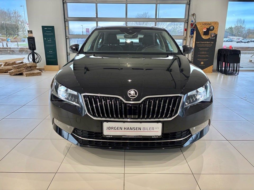 Skoda Superb 2,0 TDi 190 Style DSG 5d