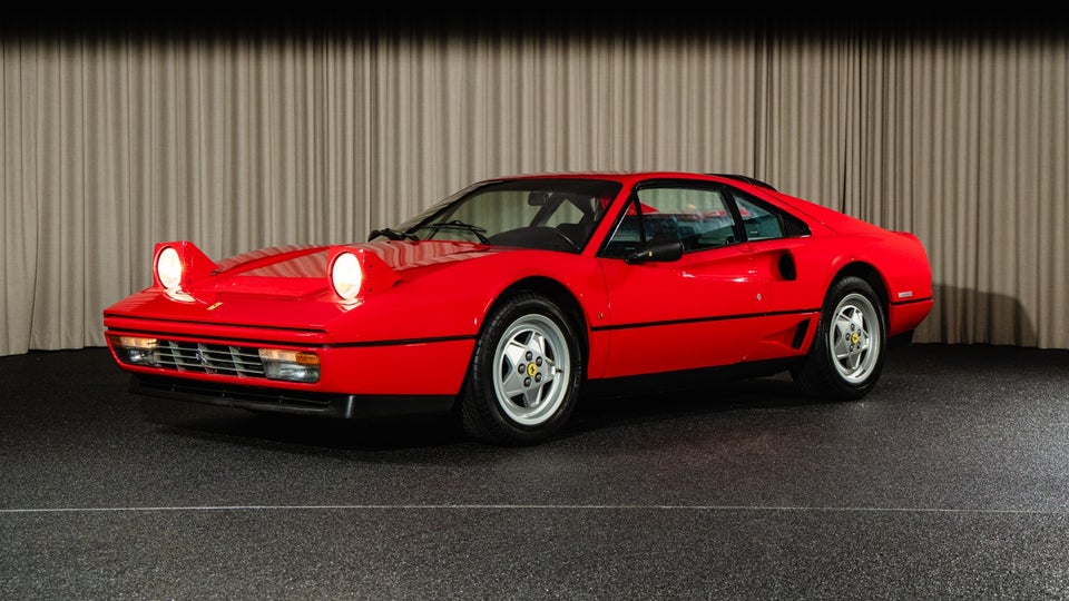 Ferrari 208 2,0 GTB Turbo 2d