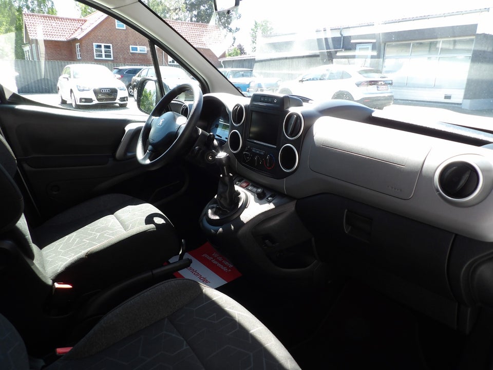 Peugeot Partner Tepee 1,6 BlueHDi 100 Active 5d