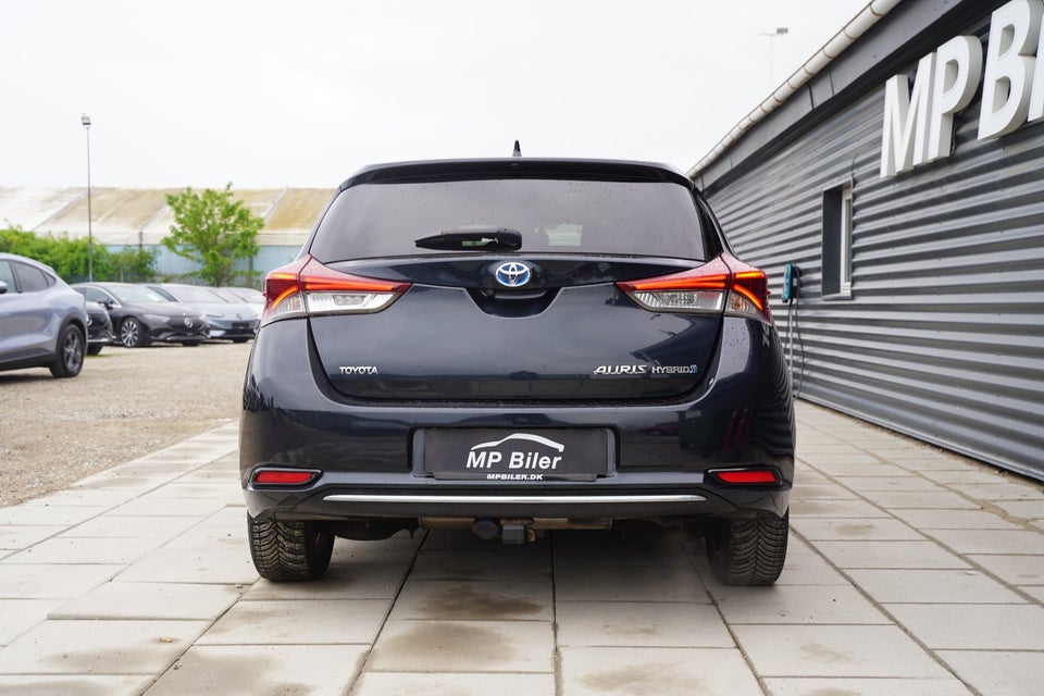 Toyota Auris 1,8 Hybrid H2 CVT 5d