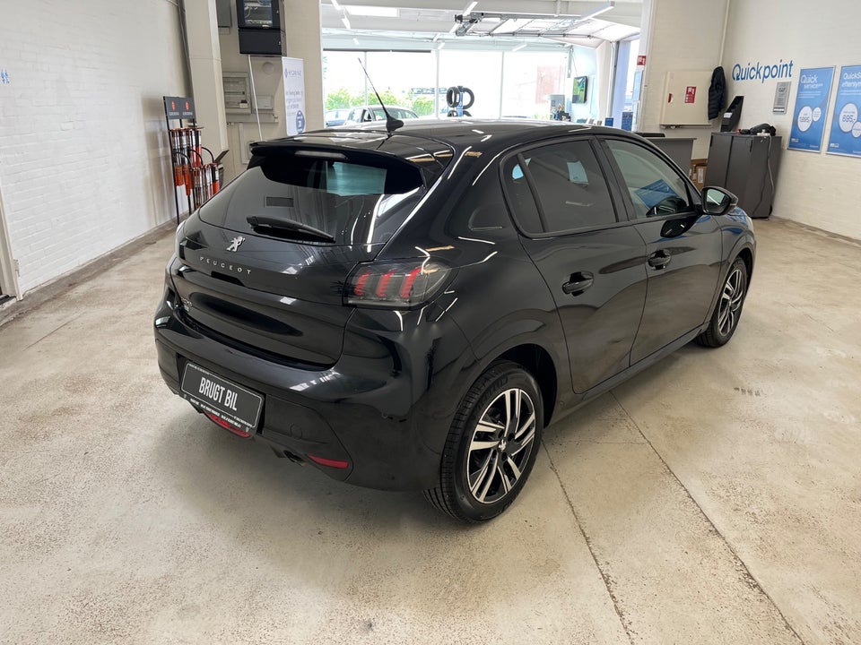 Peugeot 208 1,2 PureTech 100 Allure 5d