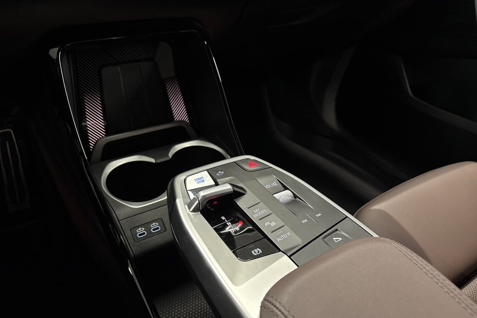 BMW iX2 xDrive30 M-Sport 5d