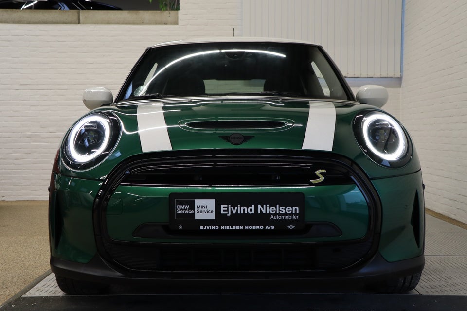 MINI Cooper SE Edition Premium Plus 3d