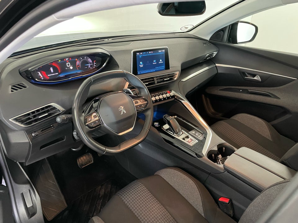 Peugeot 5008 1,5 BlueHDi 130 Active Pack EAT8 7prs 5d