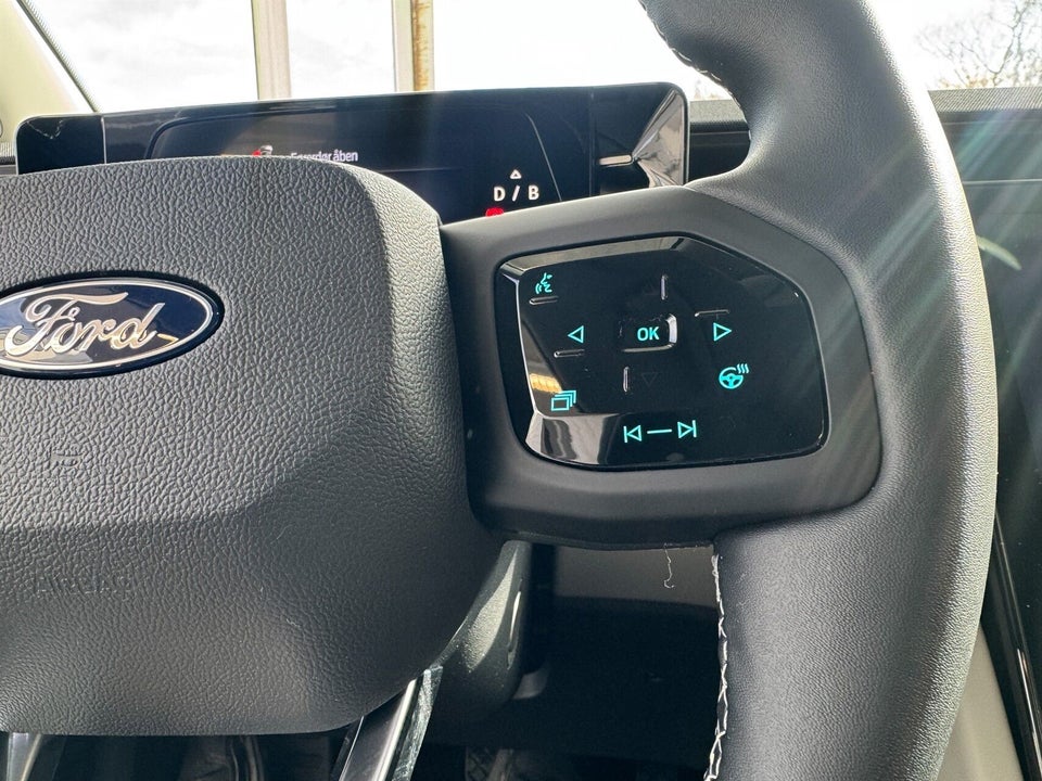 Ford Explorer 77 Select Extended Range 5d