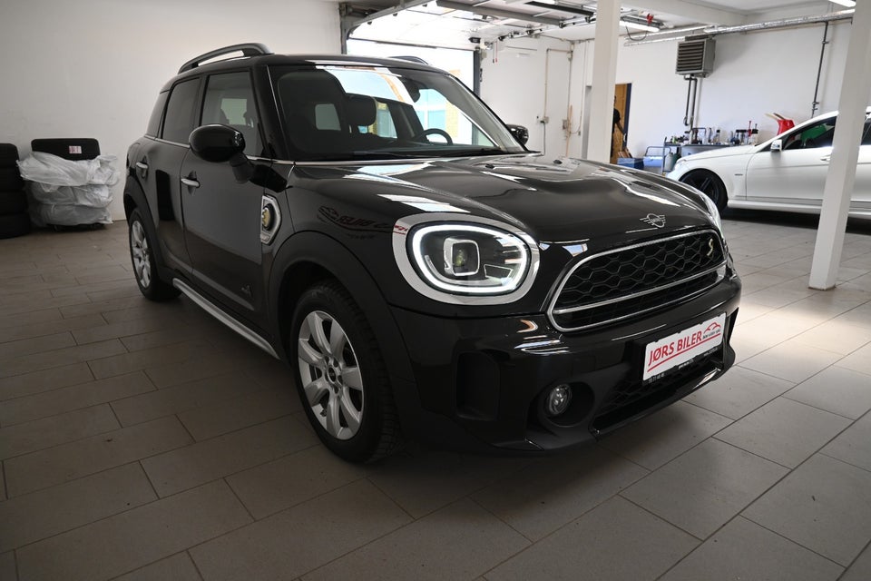 MINI Countryman Cooper SE 1,5 Essential aut. ALL4 5d