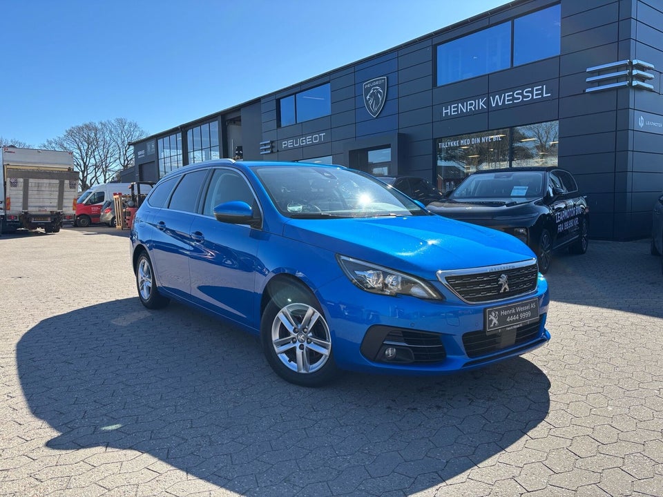 Peugeot 308 1,6 BlueHDi 120 Allure Sky SW EAT6 5d