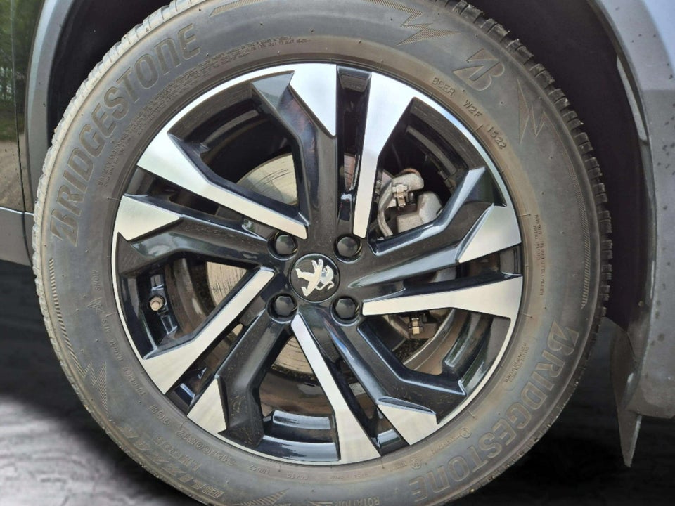 Peugeot e-2008 50 GT Sky 5d