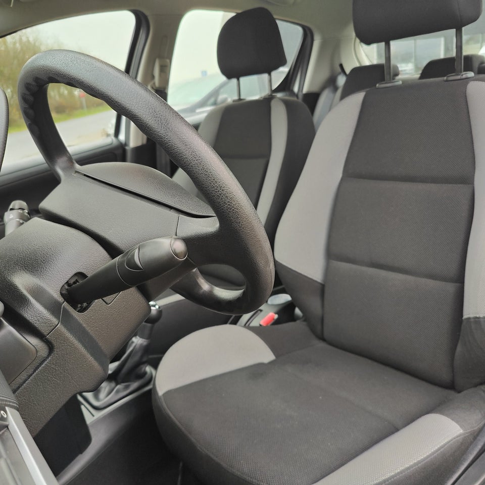 Peugeot 207 1,4 Comfort+ 5d