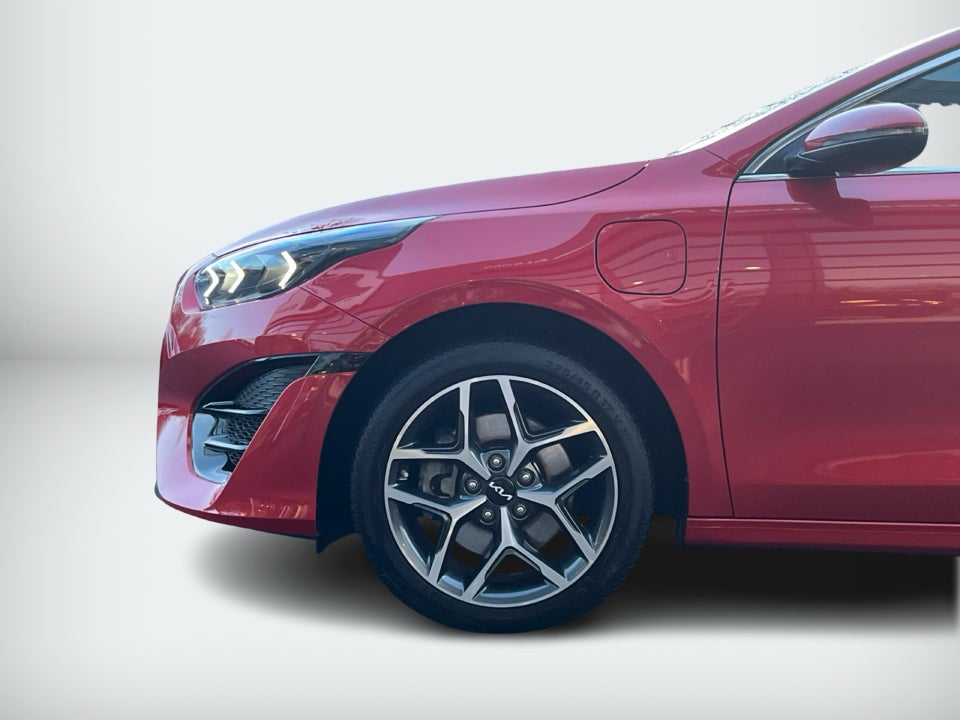 Kia Ceed 1,6 PHEV Upgrade SW DCT 5d