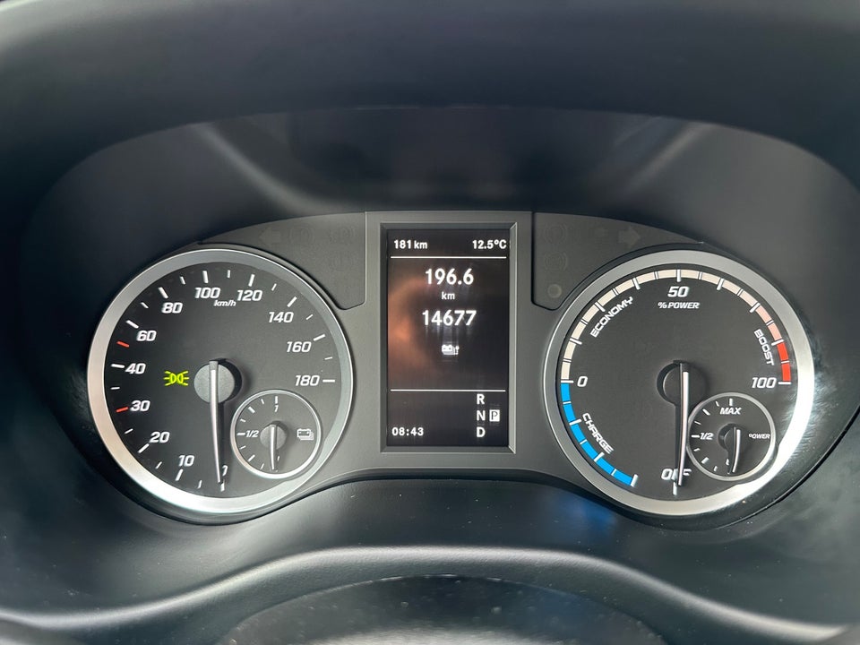 Mercedes eVito 129 Tourer PRO L Van