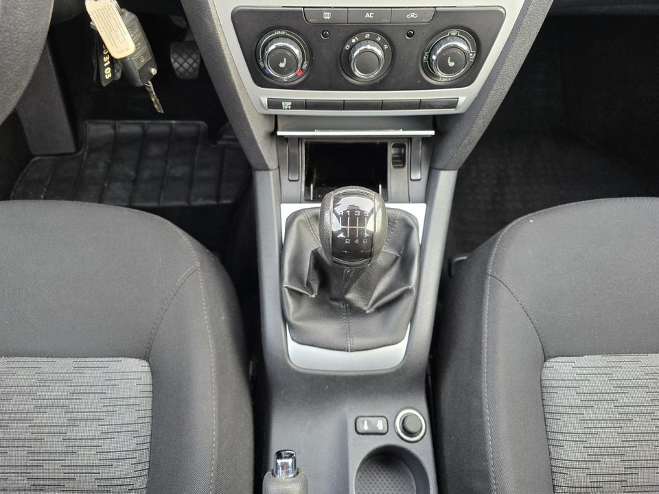 Skoda Octavia 1,8 TSi 160 Ambiente Combi 5d